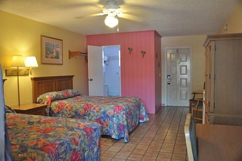 By The Beach Motel - Cocoa Beach Esterno foto